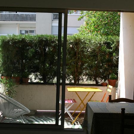 Studio Centre-Ville, Terrasse, Parking มงต์เปอลิเยร์ ภายนอก รูปภาพ